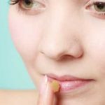 5 Natural Ways to Protect Lips from Cold Weather